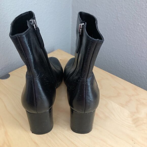 Zara Basic Collection Block Heel Bootie NEW - Picture 3 of 9
